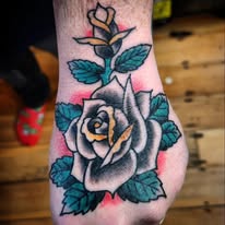 Benjamin Raddatz power tattooing