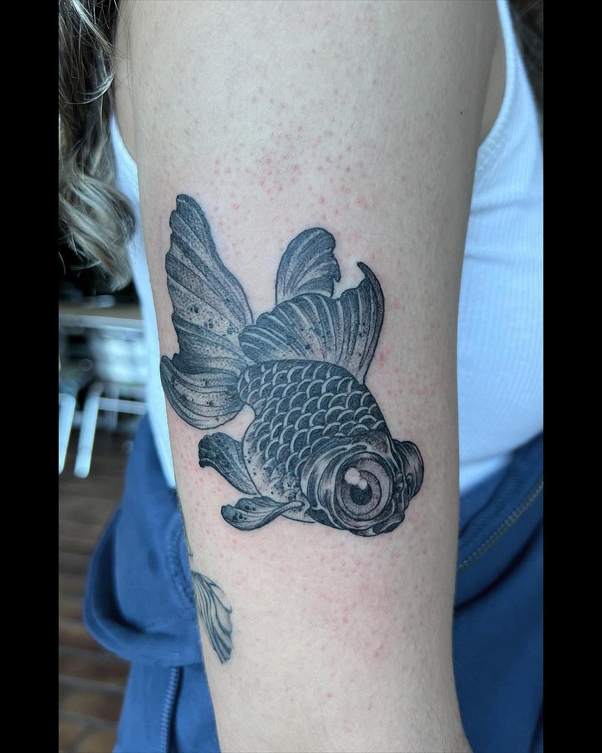 Illustrative tattoo by Dave Olteanu