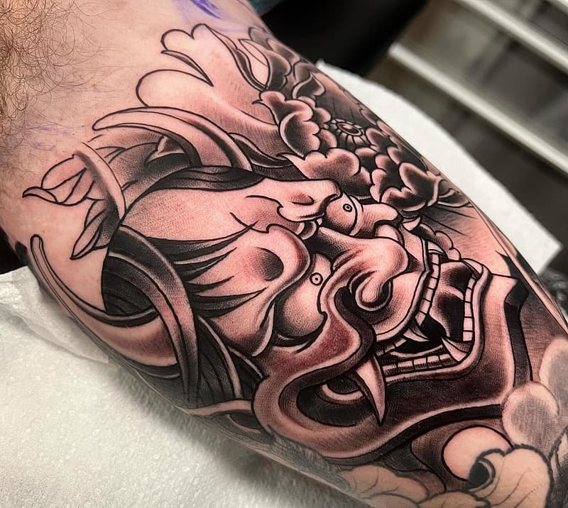 Neo-Traditional by Chucky Tattoo Artist