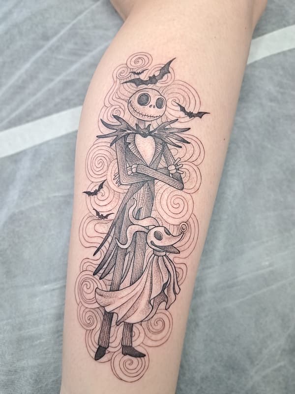 Blackout by Alex🧜🏼‍♀️• Ornamental Ink • Tattoo Artist