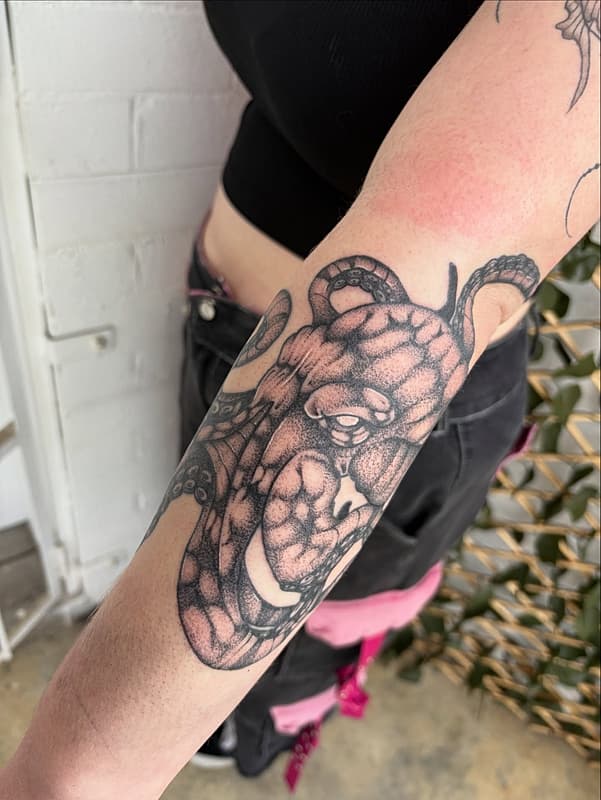 Tattoo by 𝑨𝒍𝒆𝒙 𝑪𝒍𝒂𝒓𝒆 🖤 in Melbourne