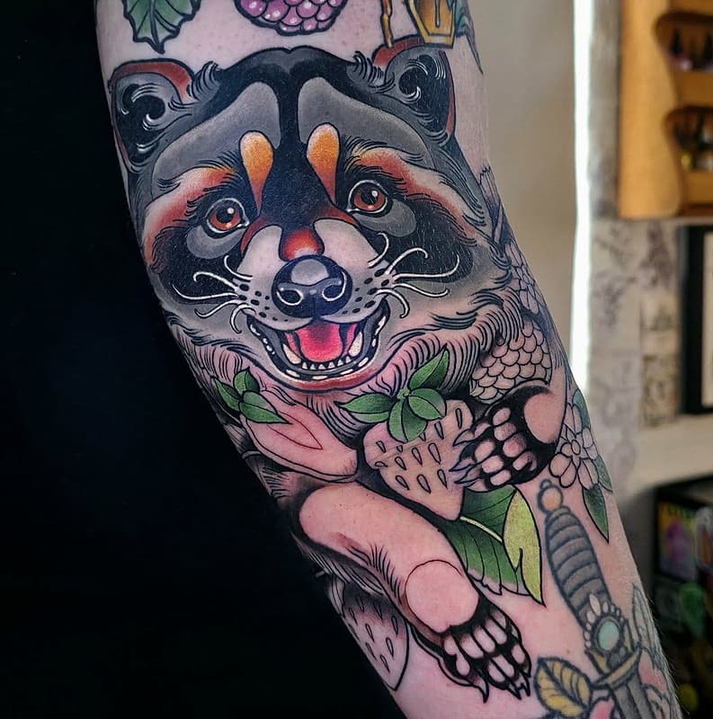 Tattoo by LAUREN FOX ⛓️ Neotraditional Tattoos