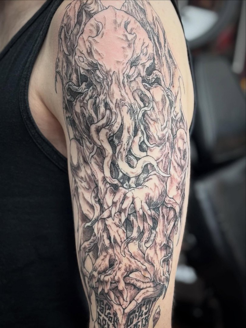 Illustrative tattoo by Tsuroi (Troy)