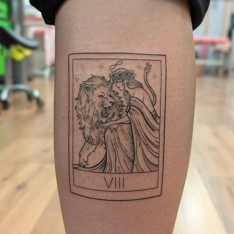 Fineline tattoo by Russell Butler