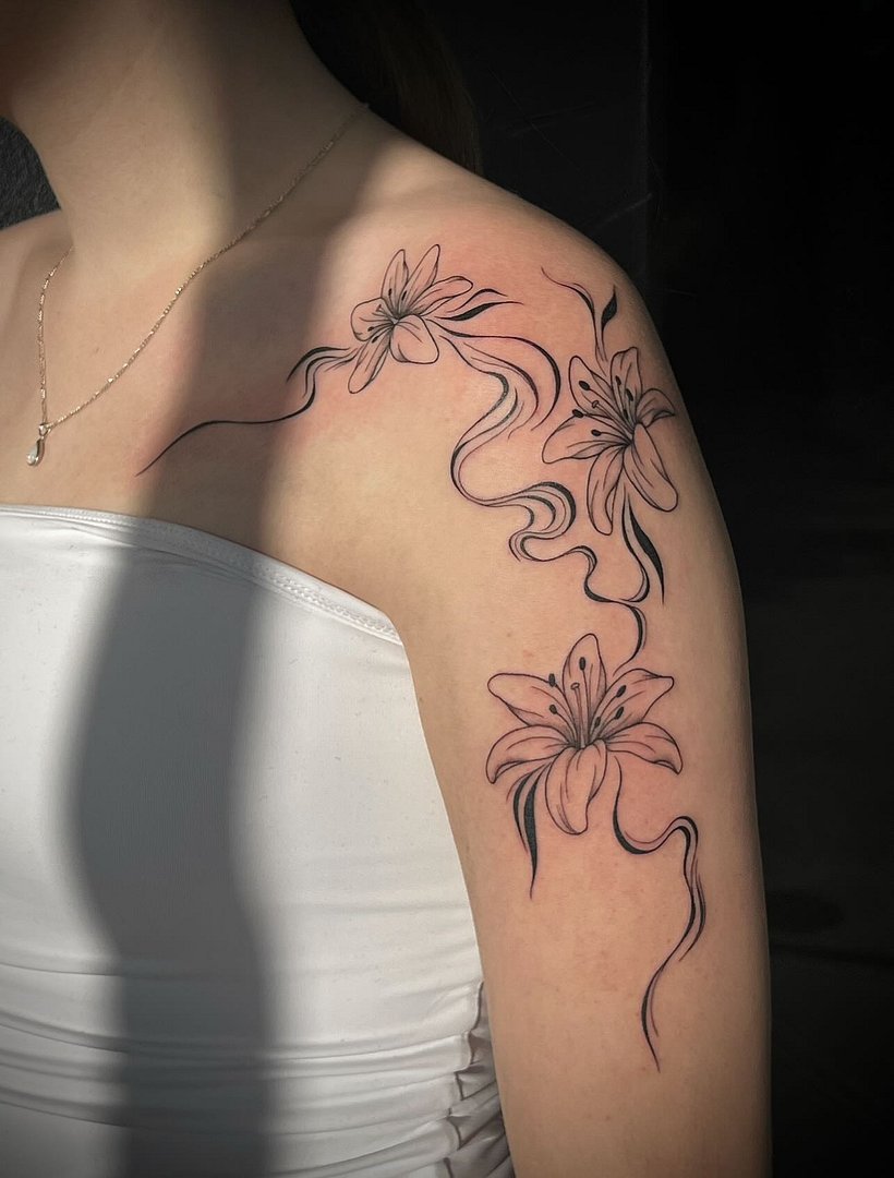 Fineline tattoo by state.of.art_tattoos || emily day 🤍