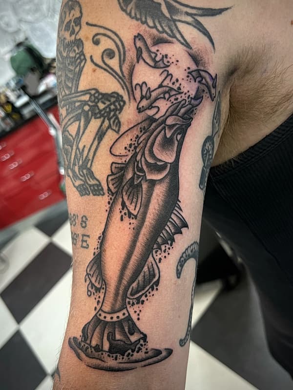 American Traditional tattoo by 🜏 Zachary Shirt