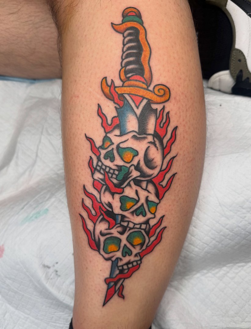 American Traditional tattoo by Noah G Tat2