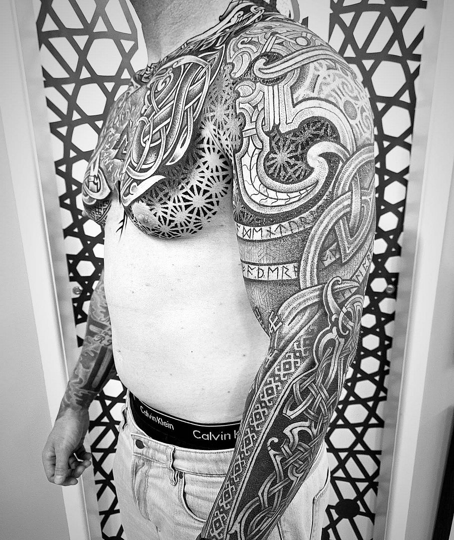 Dotwork tattoo by Anna Day