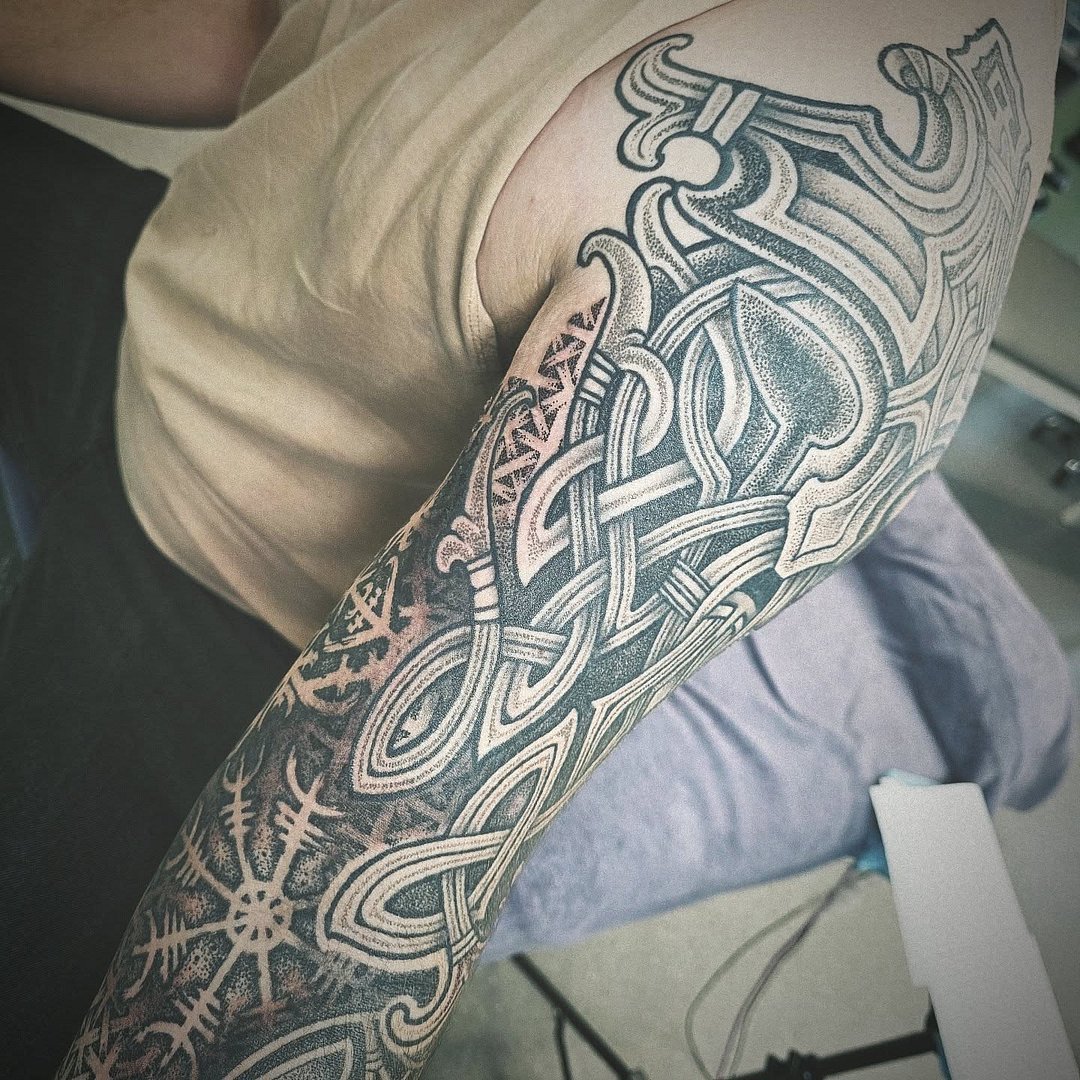 Dotwork tattoo by Anna Day