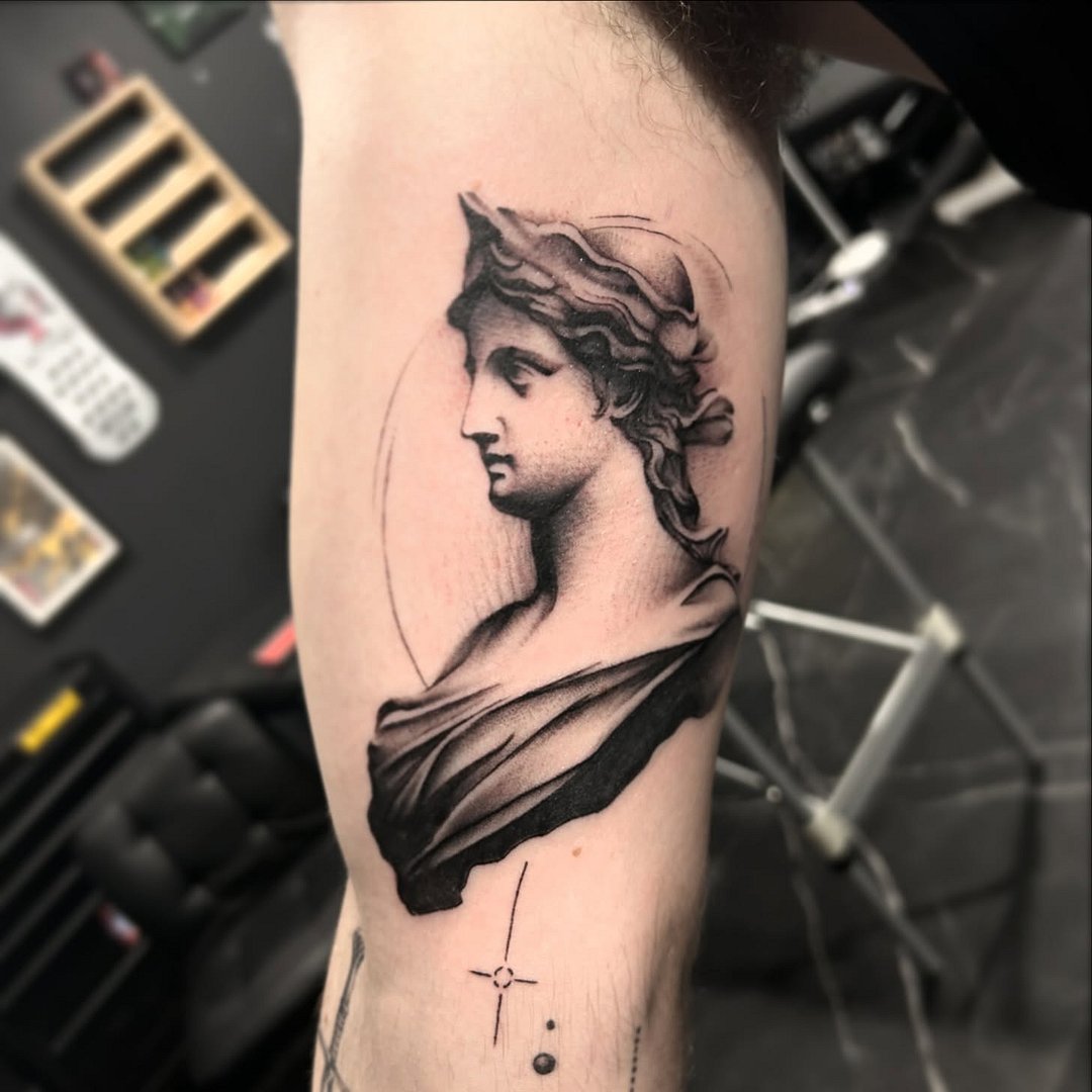 American Traditional tattoo by Rowan cable 