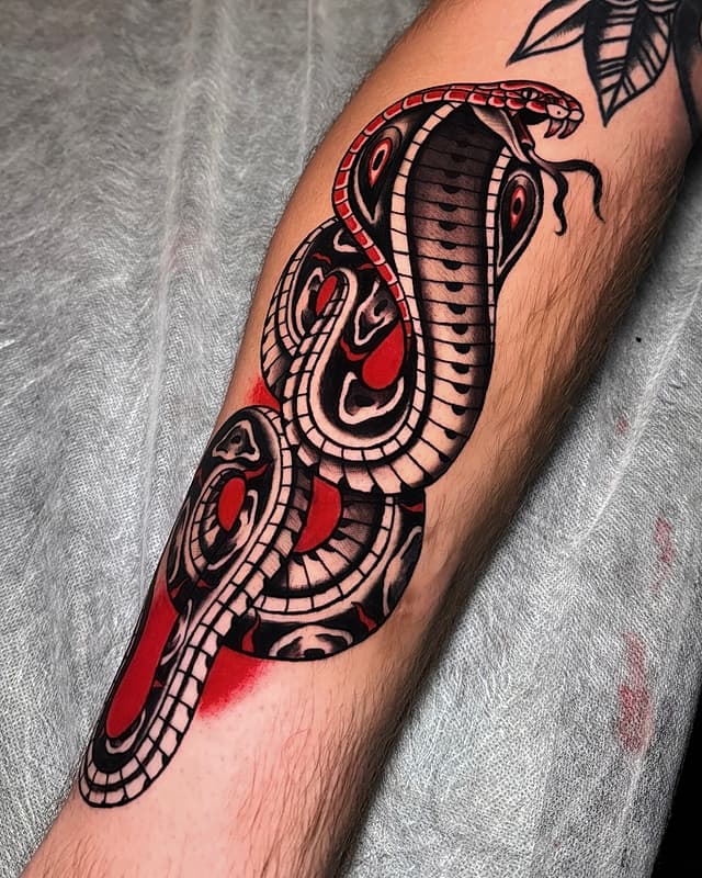 Blackwork tattoo by Graceless Tattoos