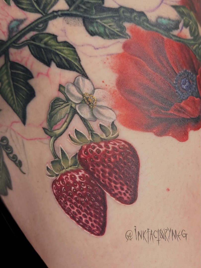 Realism (colour) tattoo by Meg Niittynen