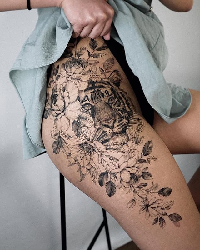 Fineline tattoo by Heize · Sydney tattoo artist