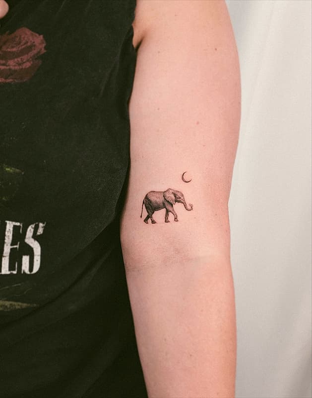 Fineline tattoo by Heize · Sydney tattoo artist