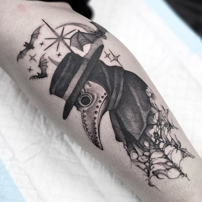 Blackwork tattoo by Chelsea