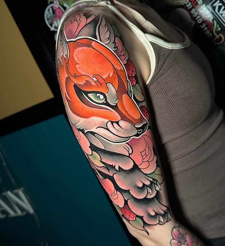 Neo-Traditional tattoo by Robin Brandstätter