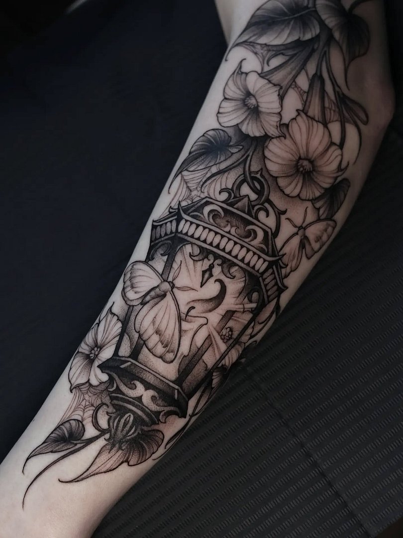 Art Nouveau tattoo by jthongbai.tattoo