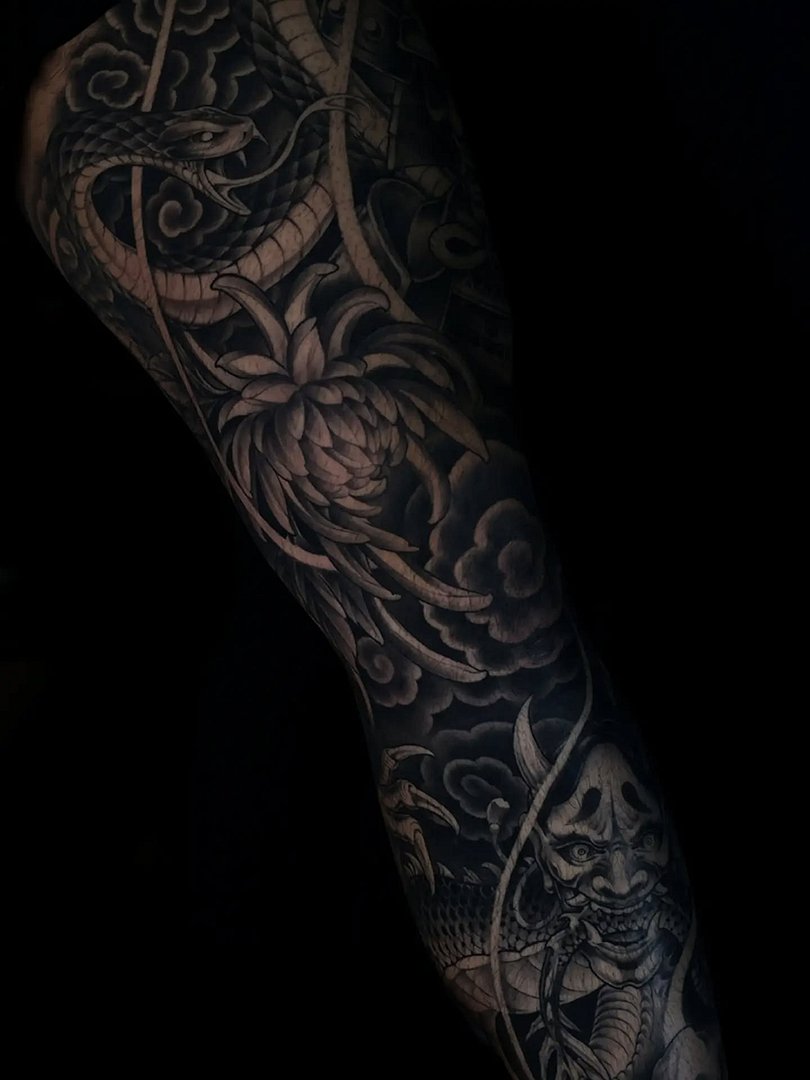 Art Nouveau tattoo by jthongbai.tattoo