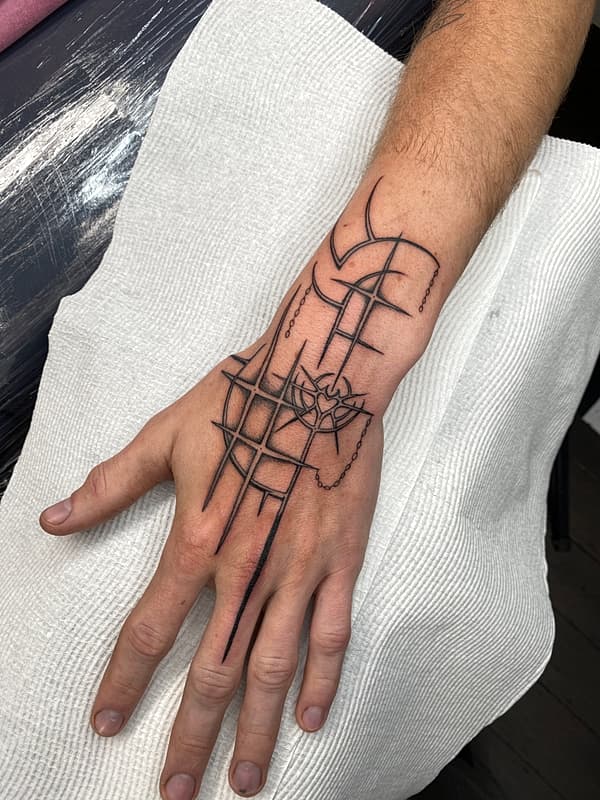 Illustrative tattoo by 𝗟𝘂𝗰𝗸𝘆 𝟯 𝗧𝗮𝘁𝘁𝗼𝗼𝘀 ☆