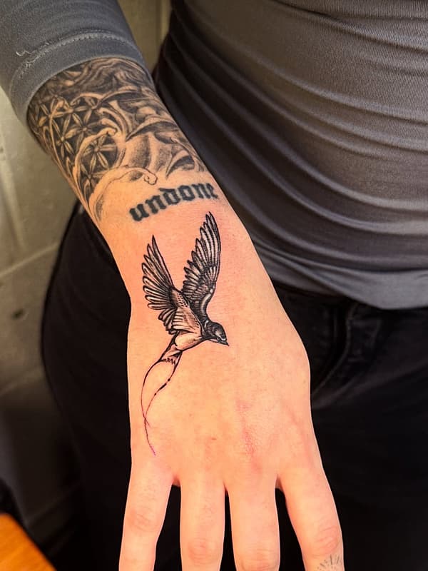 Realism (black & grey) by Georgie Pulham 🪬