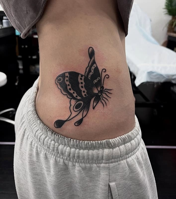 American Traditional tattoo by Dina