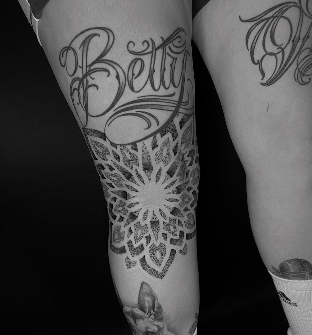 Blackwork tattoo by ✨Ash✨