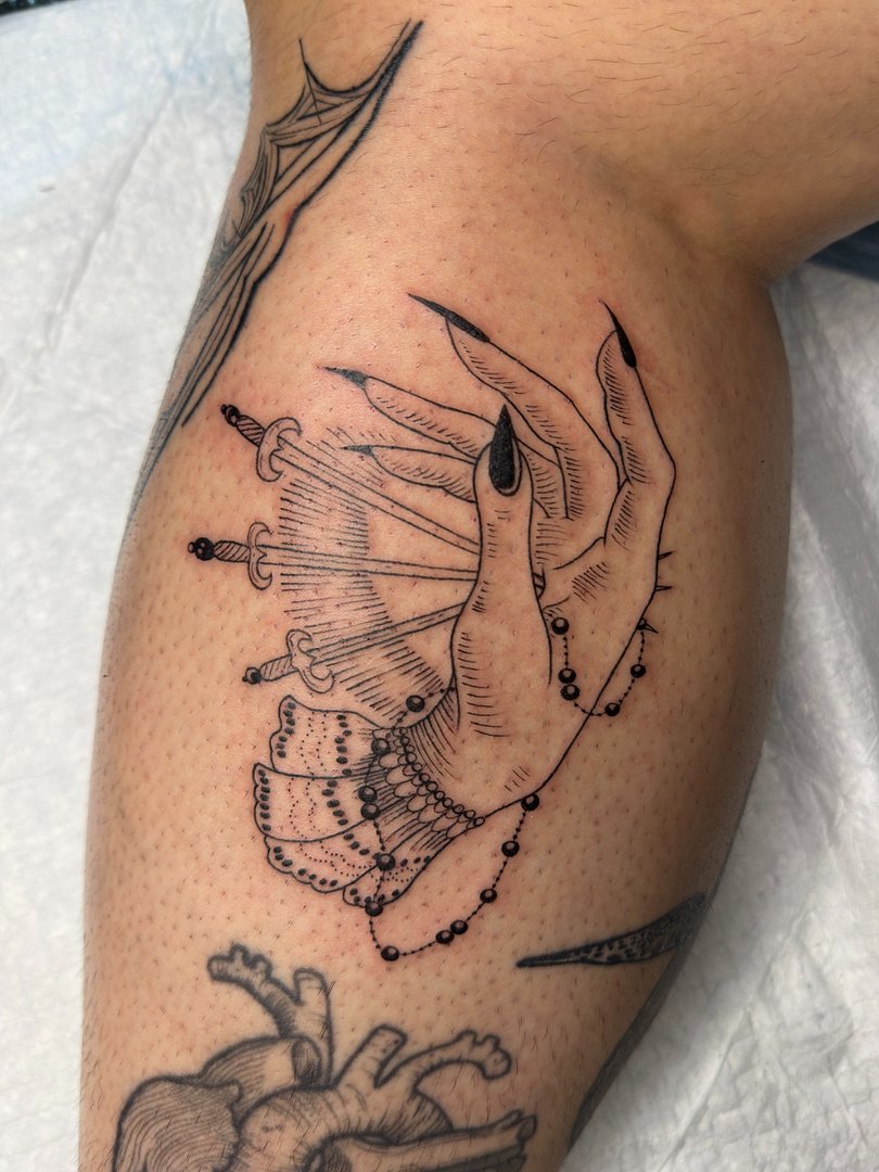 Neo-Traditional tattoo by Faith