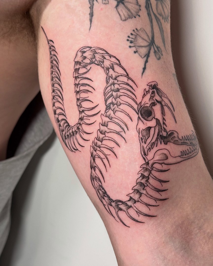 Blackwork tattoo by Scott 