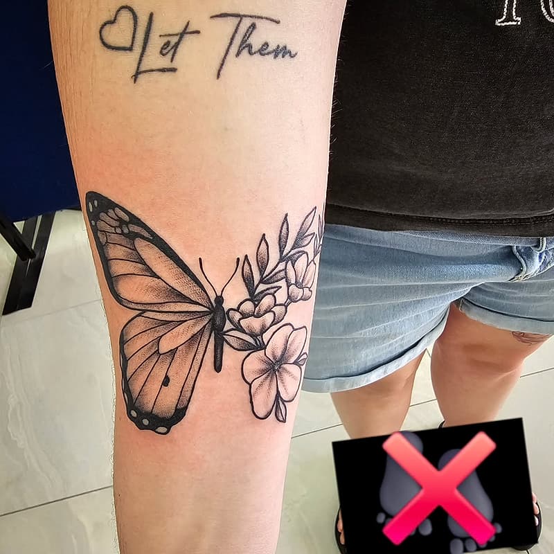 Neo-Traditional tattoo by Jamie