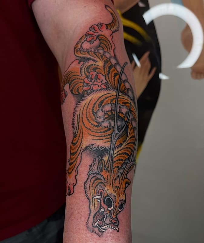 Tattoo by ℭ 𝔬 𝔫 𝔫 𝔬 𝔯   𝔅 𝔞 𝔱 𝔥