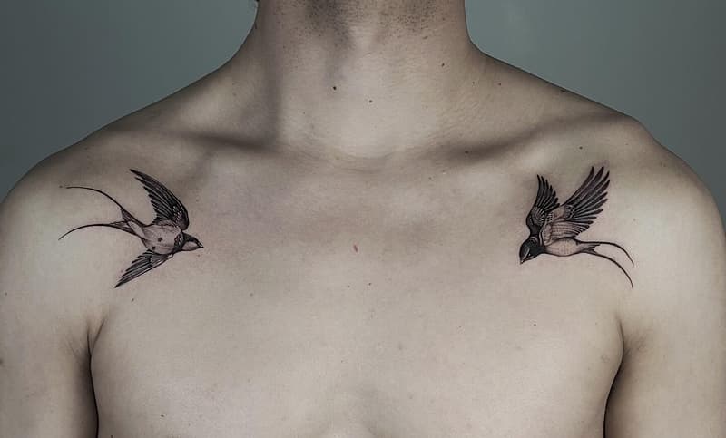 Micro-realism tattoo by Mojo