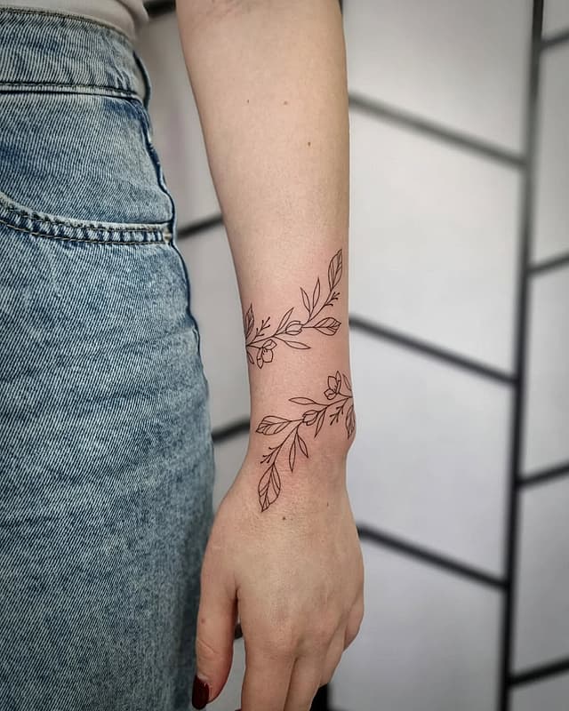 Illustrative tattoo by Kat Clarke