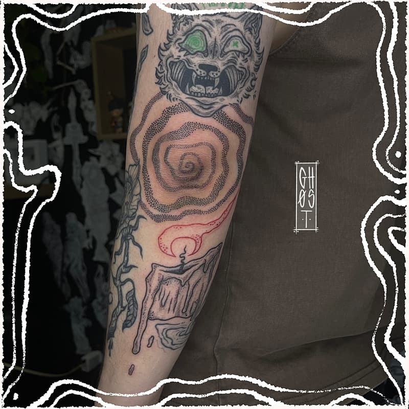 Blackwork tattoo by 𝚐𝚑𝚘𝚜𝚝 ✶