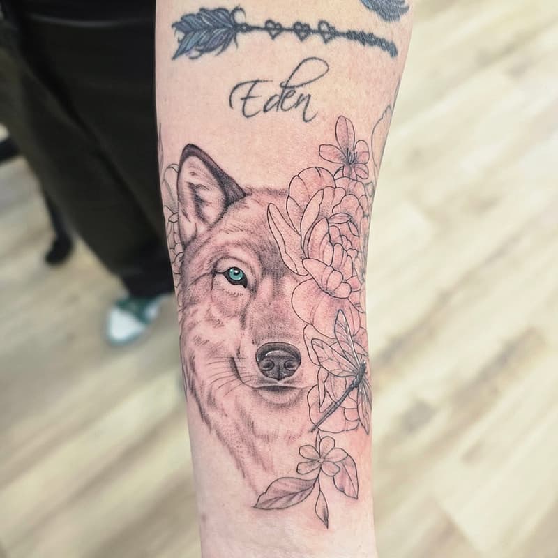 American Traditional tattoo by Michael Baker Tattooer