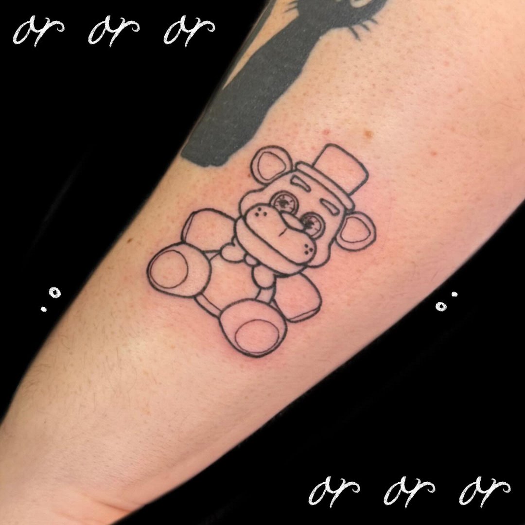 Tattoo by trin