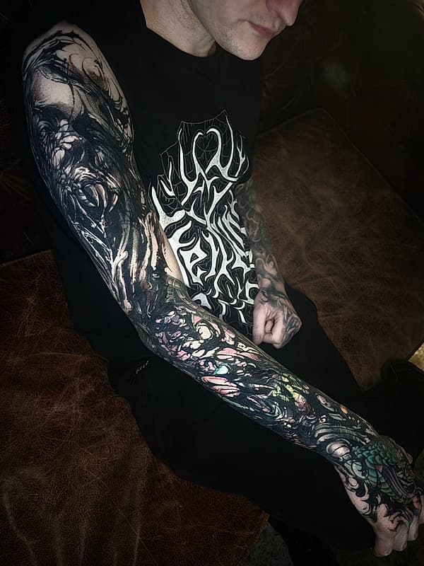 Illustrative tattoo by Mish