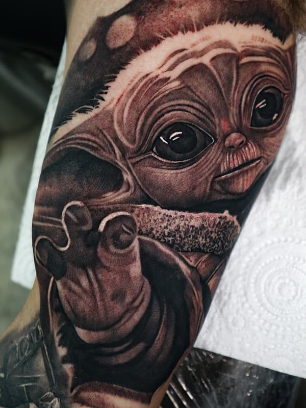 Blackwork tattoo by Hamish Johl (Jub)