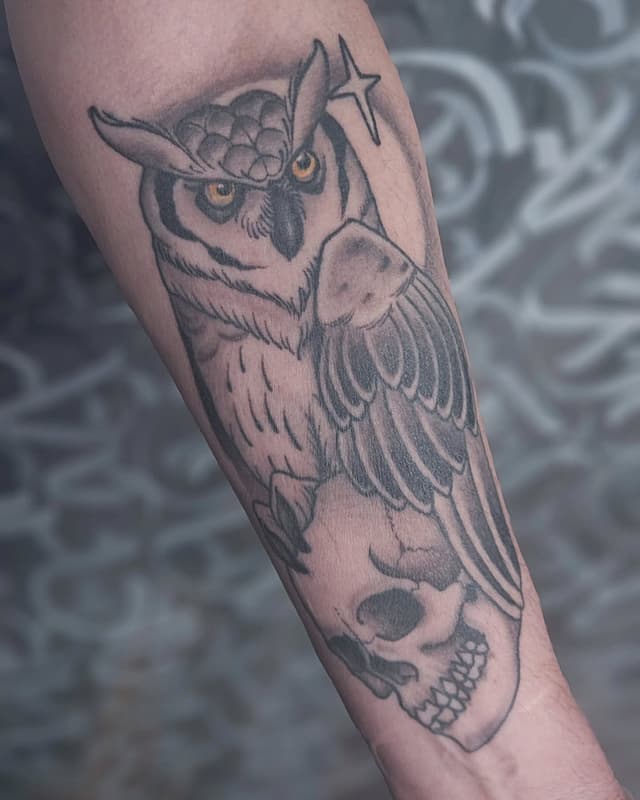 Neo-Traditional tattoo by Andy Rees