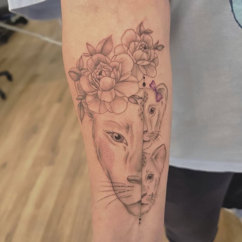 Tattoo by Renee Baker💮