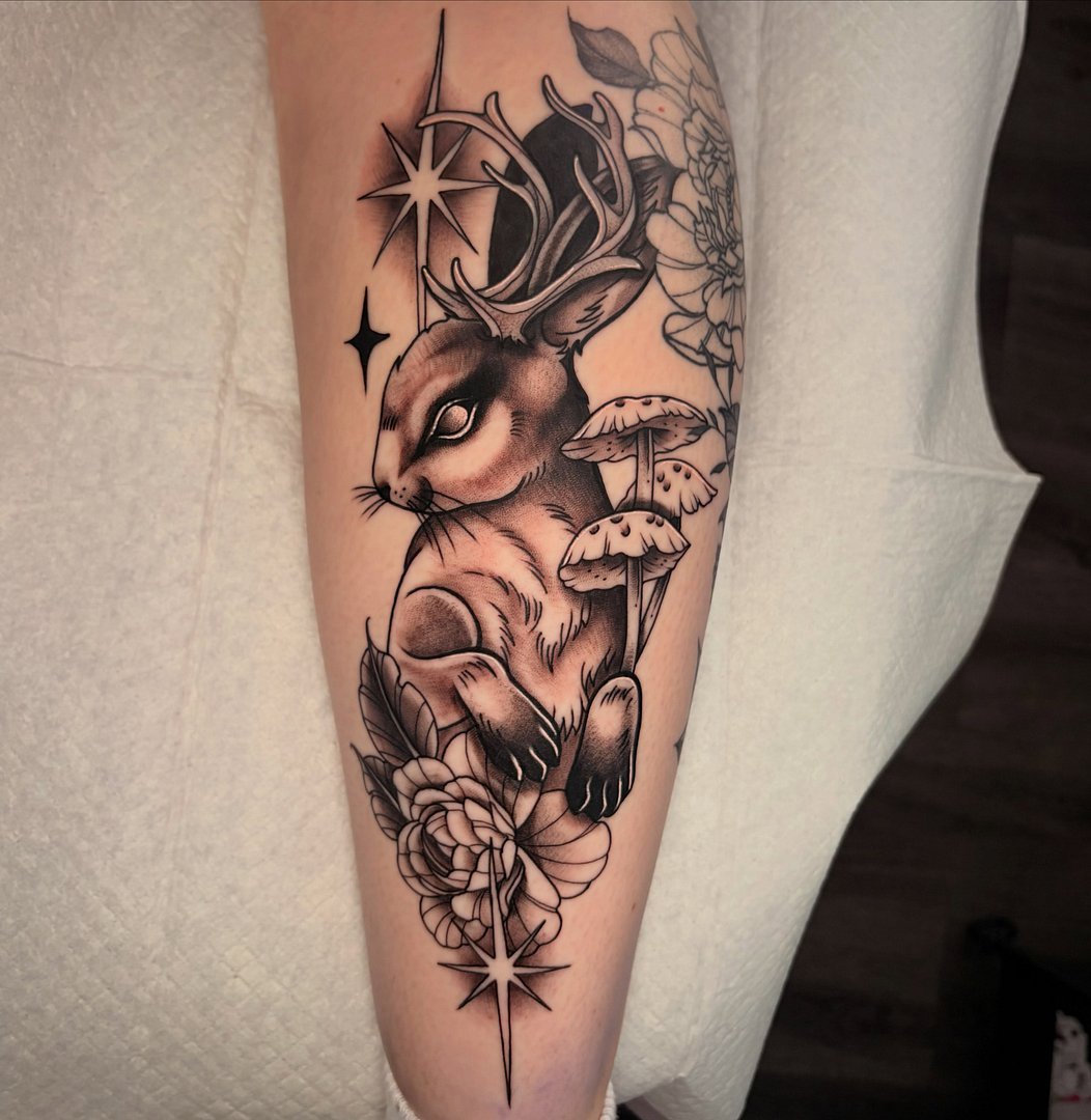 Ornamental tattoo by Tam