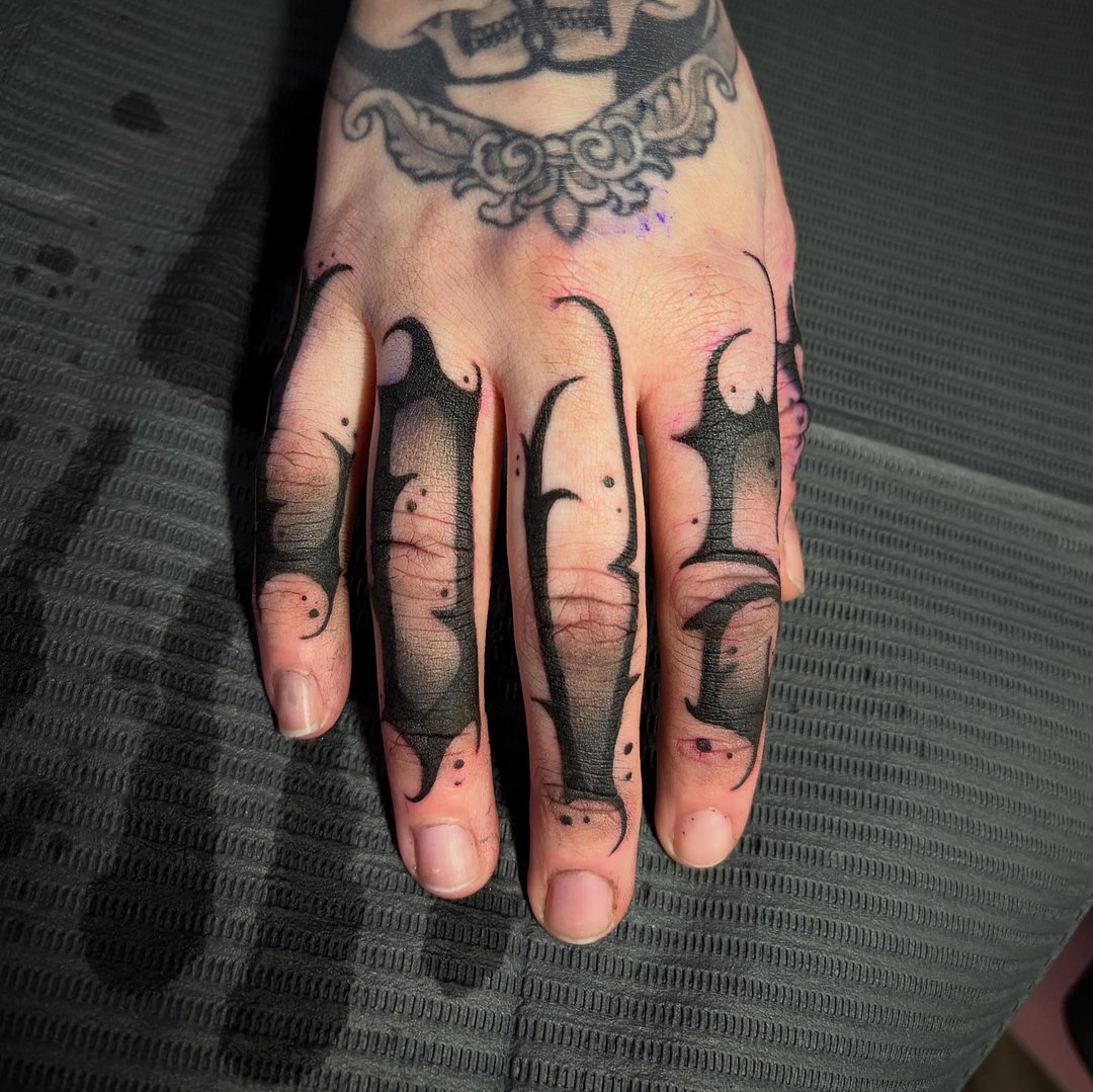 Ornamental tattoo by Tam