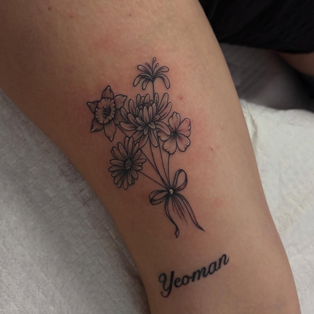 Ornamental tattoo by Tam