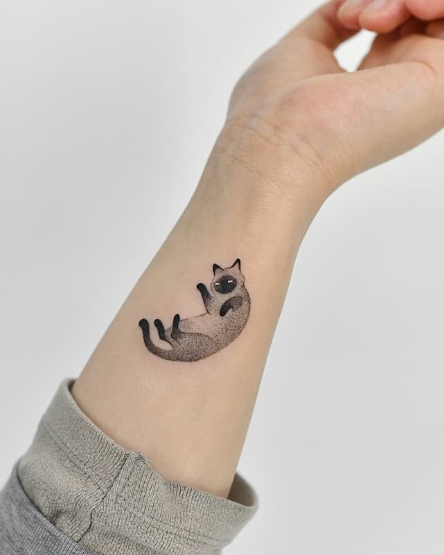 Tattoo by Ivy Tang in Australia