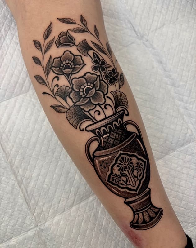 Ornamental tattoo by Riesa