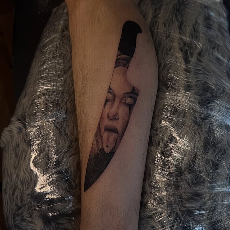 Illustrative tattoo by Splatman Tattoos♥️🖤