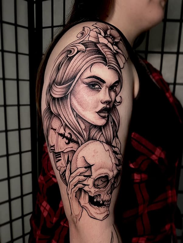 American Traditional tattoo by Rohann Hewetson~Tattooer
