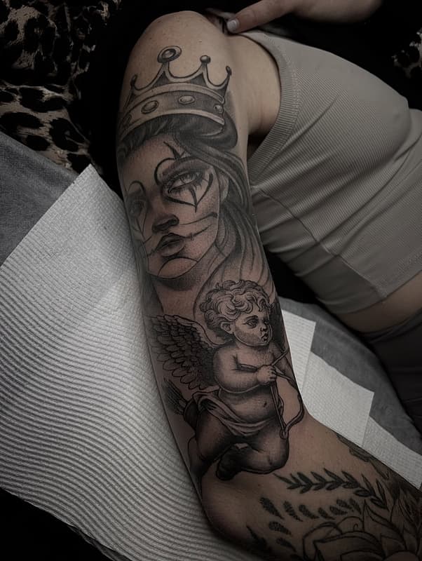 American Traditional tattoo by Rohann Hewetson~Tattooer