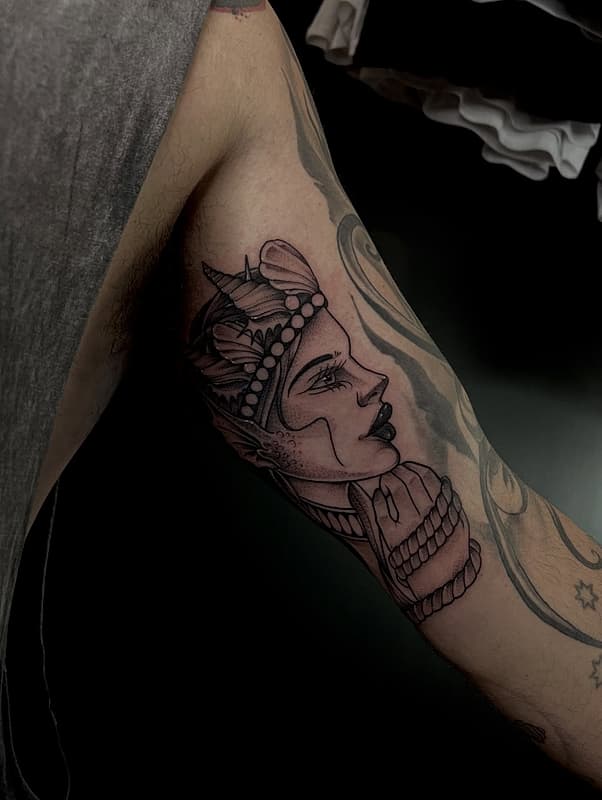 American Traditional tattoo by Rohann Hewetson~Tattooer