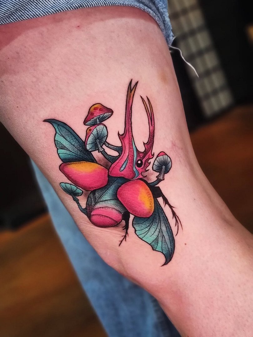 Neo-Traditional tattoo by Mardy Dickinson