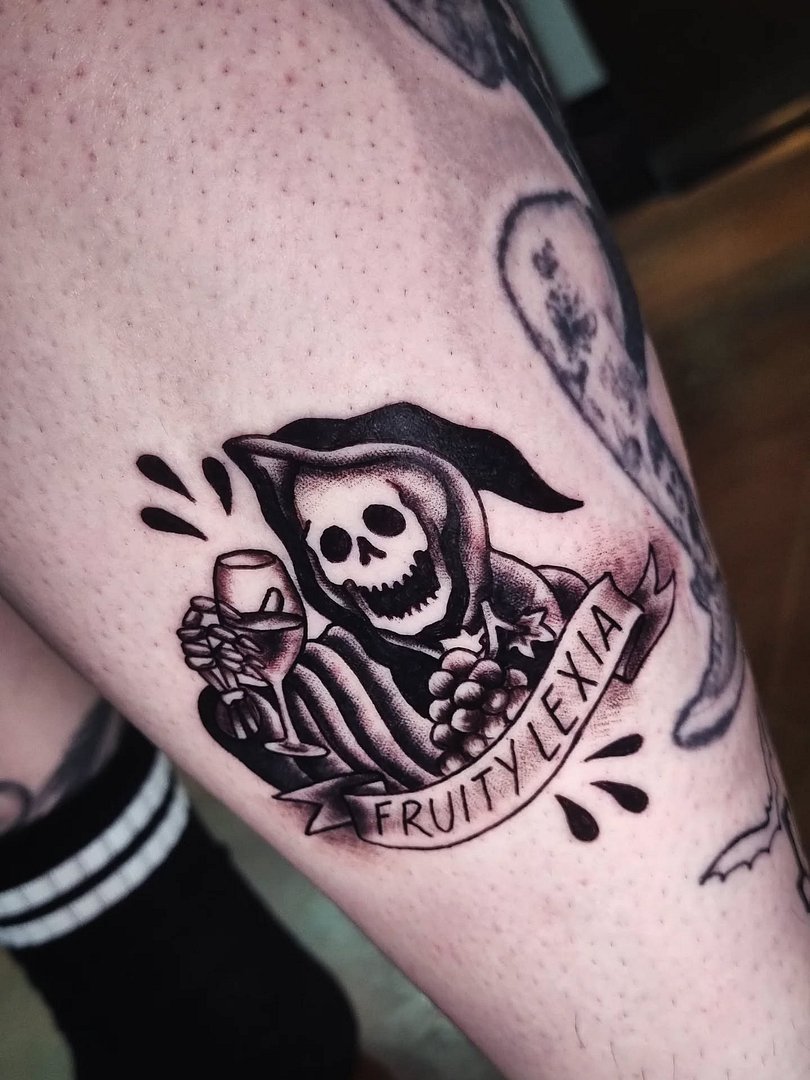 Neo-Traditional tattoo by Mardy Dickinson